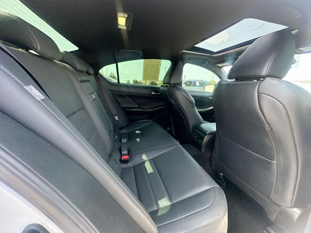 Photo of 2022 Ultra White Lexus IS 350