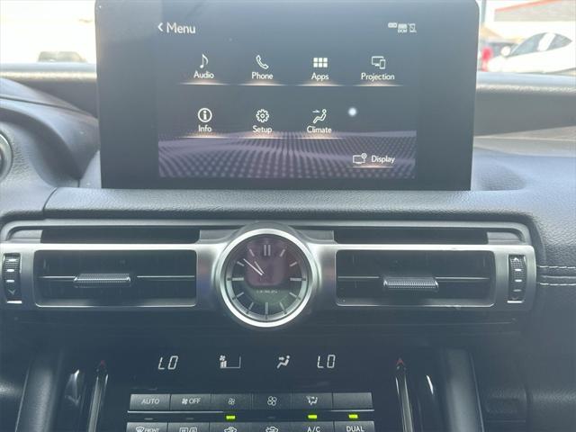 Photo of 2022 Ultra White Lexus IS 350