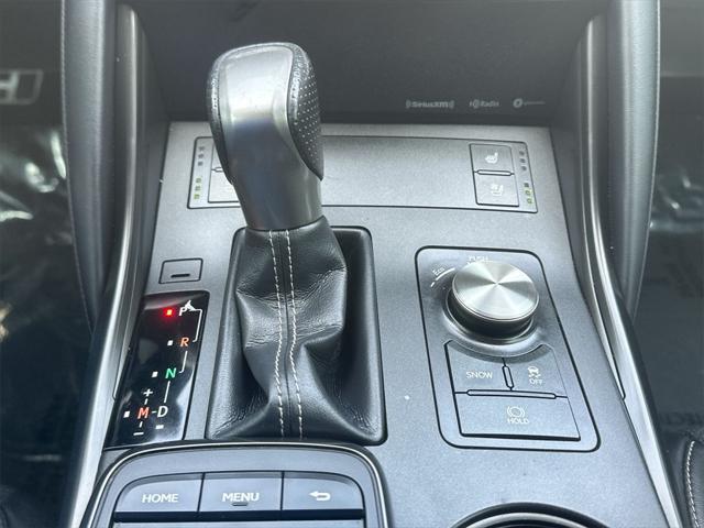 Photo of 2022 Ultra White Lexus IS 350
