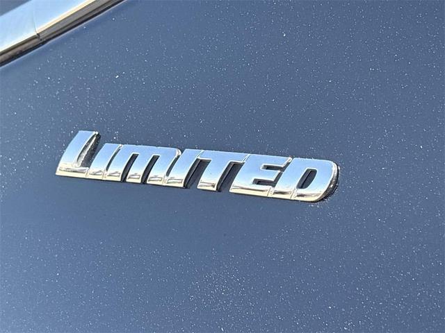 Photo of 2022 Midnight Black Metallic Toyota Tundra