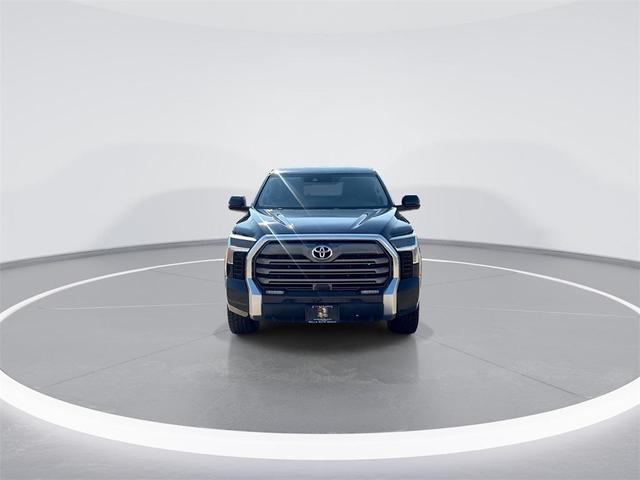 Photo of 2022 Midnight Black Metallic Toyota Tundra