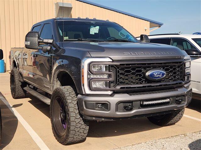 Photo of 2024 Carbonized Gray Metallic Ford F-250