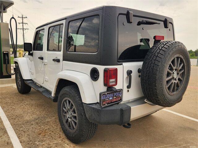Photo of 2018 Bright White Clearcoat Jeep Wrangler JK Unlimited
