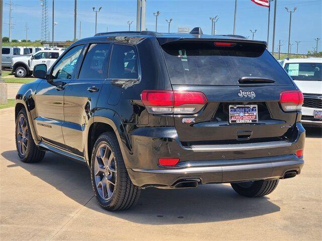 Photo of 2020 Diamond Black Jeep Grand Cherokee