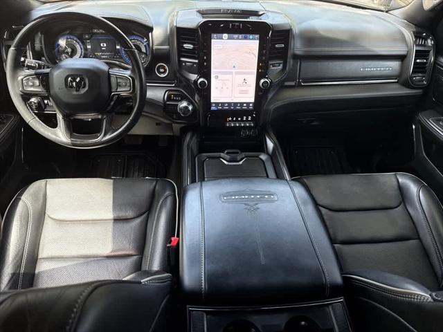 Photo of 2022 Granite Crystal Metallic Clearcoat RAM 1500