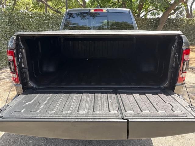 Photo of 2022 Granite Crystal Metallic Clearcoat RAM 1500