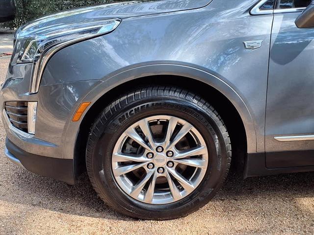 Photo of 2021 Satin Steel Metallic Cadillac XT5