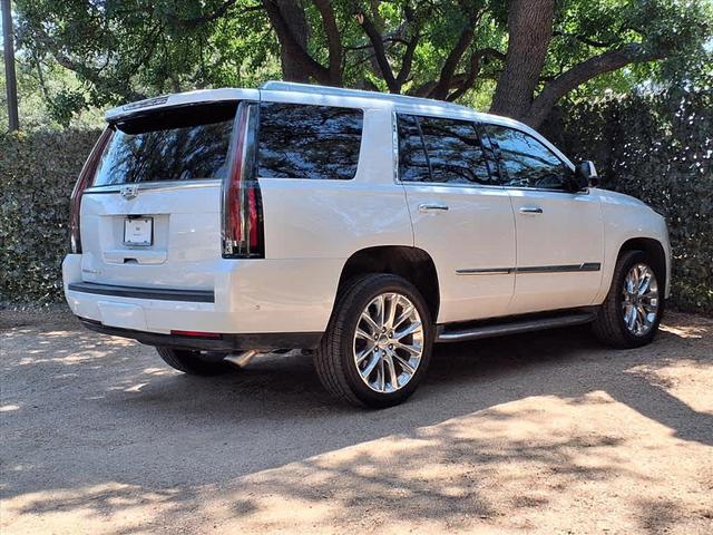 Photo of 2020 Crystal White Tricoat Cadillac Escalade