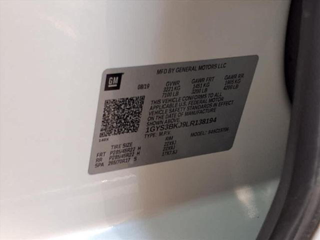 Photo of 2020 Crystal White Tricoat Cadillac Escalade