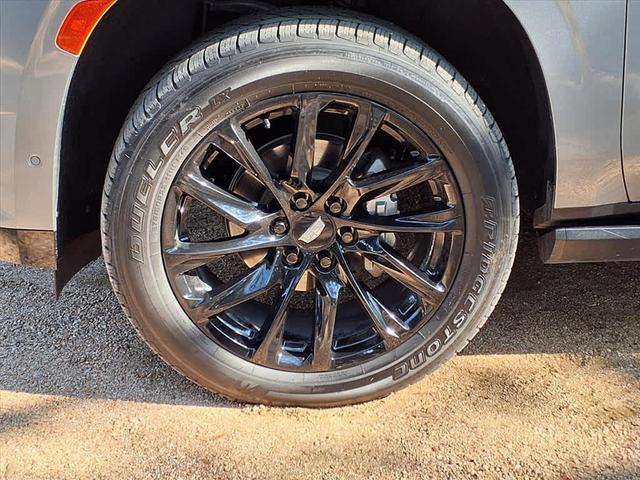 Photo of 2023 Argent Silver Metallic Cadillac Escalade ESV
