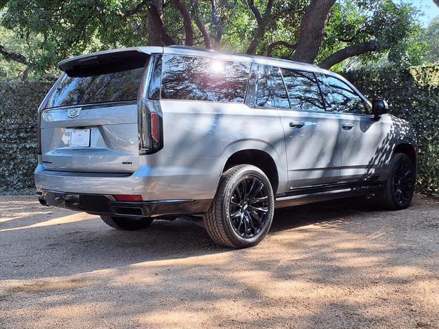 Photo of 2023 Argent Silver Metallic Cadillac Escalade ESV