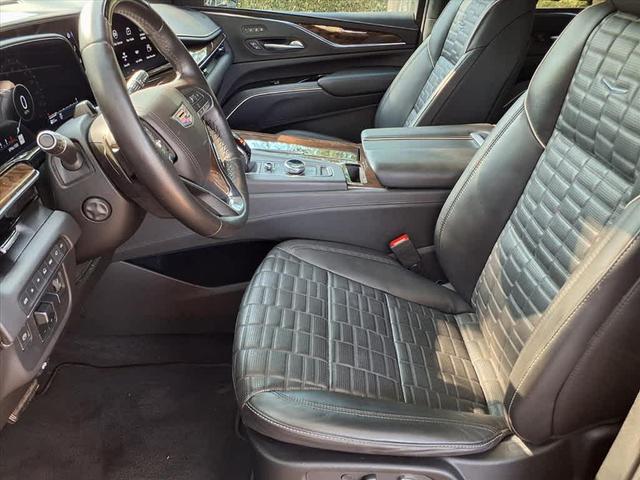 Photo of 2023 Argent Silver Metallic Cadillac Escalade ESV