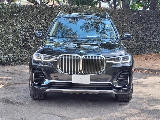 Photo of 2019 Black Sapphire Metallic BMW X7