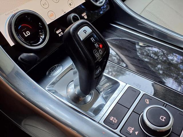 Photo of 2022 Fuji White Land Rover Range Rover Sport
