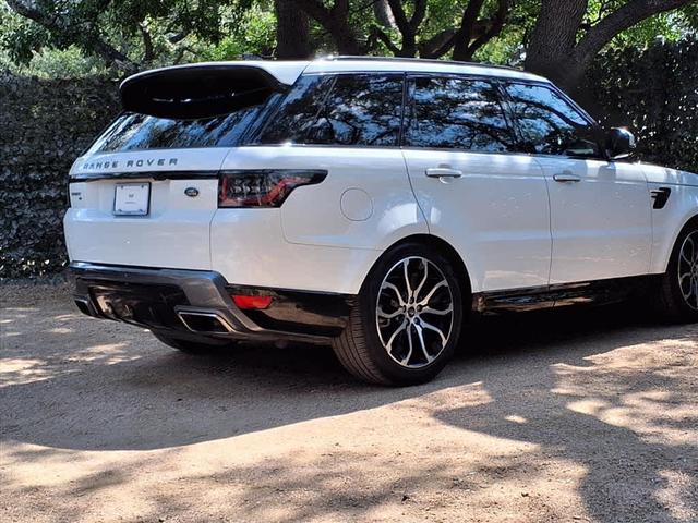 Photo of 2022 Fuji White Land Rover Range Rover Sport