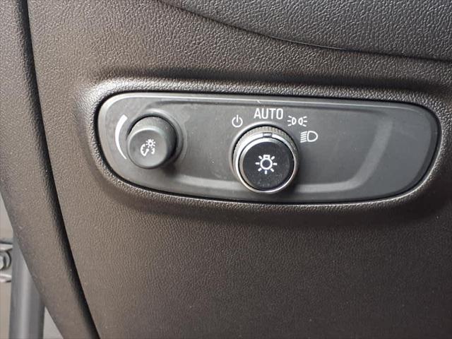 Photo of 2022 Mosaic Black Metallic Chevrolet Equinox