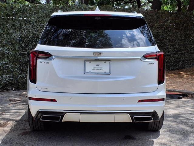 Photo of 2023 Crystal White Tricoat Cadillac XT6