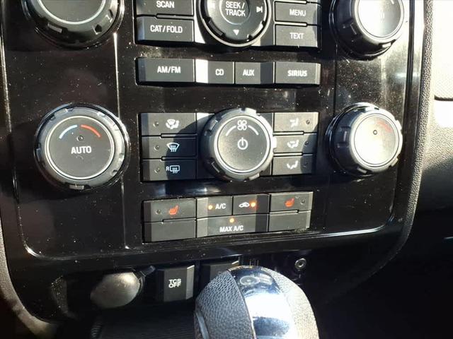 Photo of 2011 Ingot Silver Metallic Ford Escape