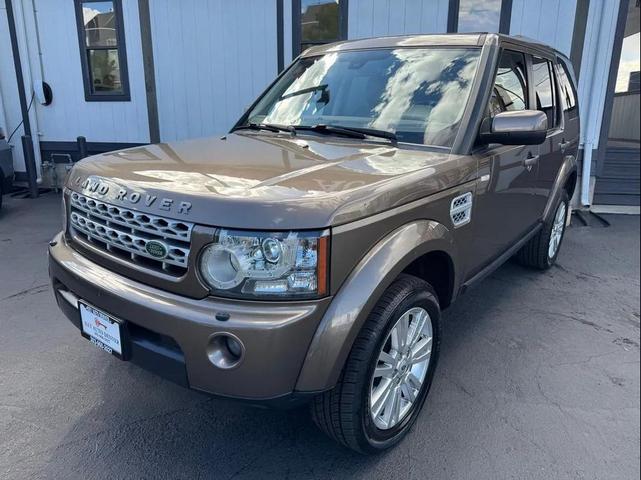 Photo of 2011 Brown Land Rover LR4