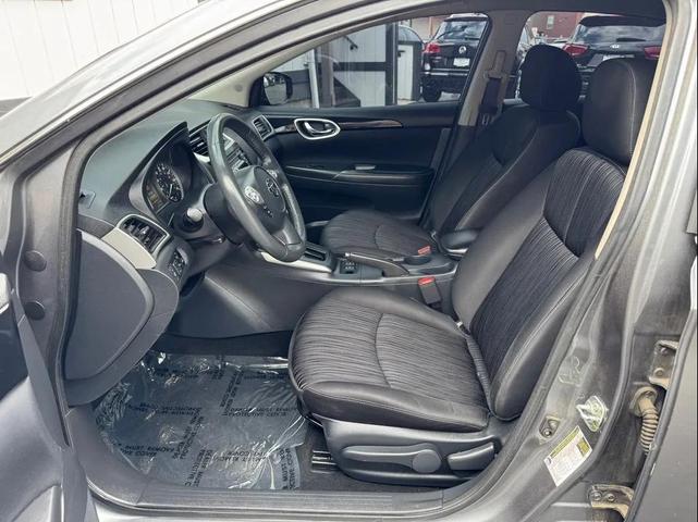 Photo of 2018 Gun Metallic Nissan Sentra
