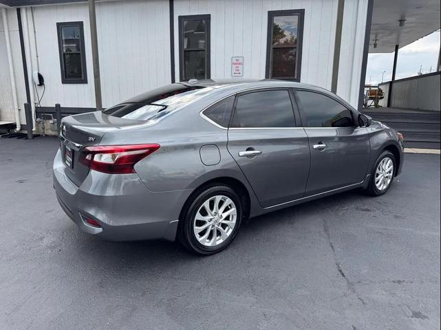 Photo of 2018 Gun Metallic Nissan Sentra