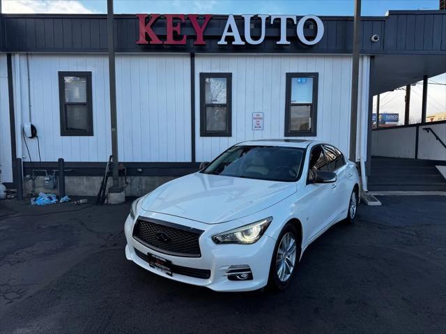 2015 Infiniti Q50