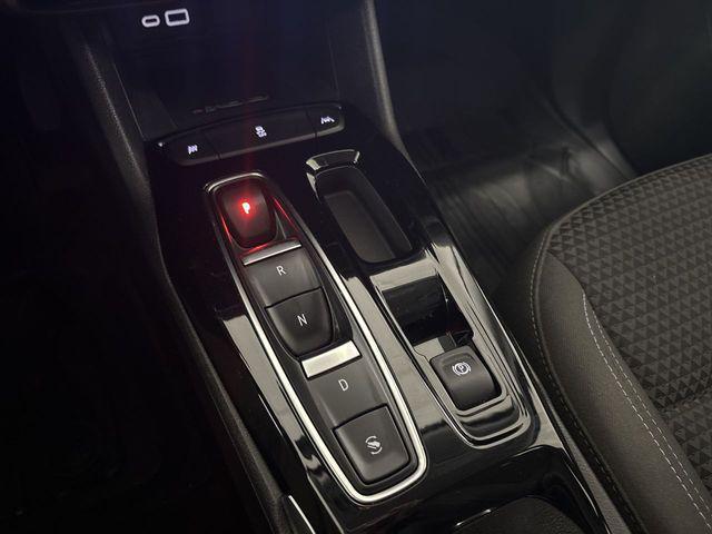 Photo of 2022 Gray Ghost Metallic Chevrolet Bolt EUV
