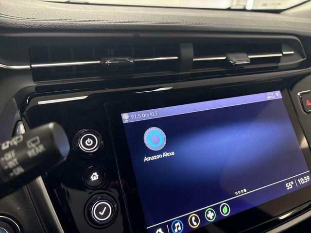 Photo of 2022 Gray Ghost Metallic Chevrolet Bolt EUV