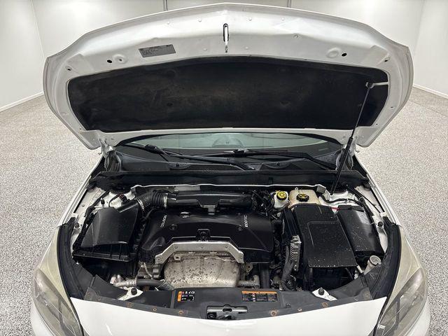 Photo of 2016 Summit White Chevrolet Malibu Limited