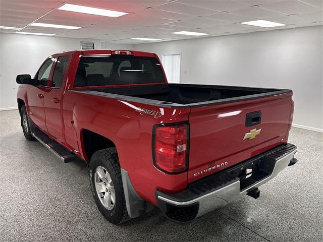 Photo of 2017 Red Chevrolet Silverado 1500