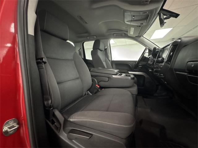 Photo of 2017 Red Chevrolet Silverado 1500