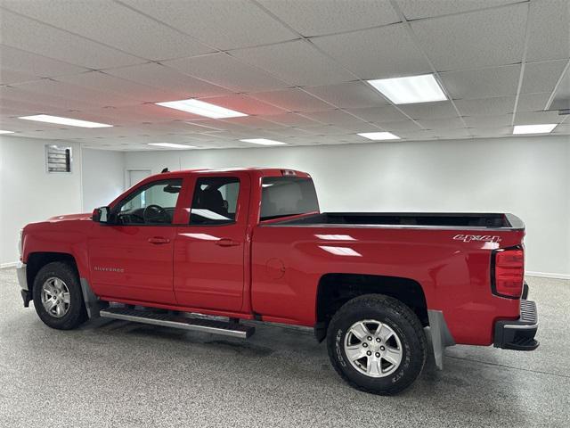 Photo of 2017 Red Chevrolet Silverado 1500