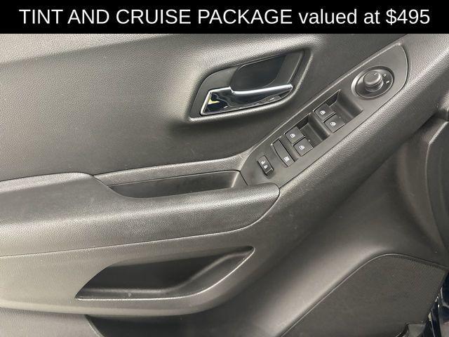Photo of 2021 Midnight Blue Metallic Chevrolet Trax