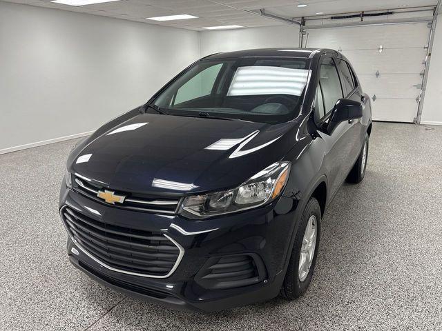 Photo of 2021 Midnight Blue Metallic Chevrolet Trax