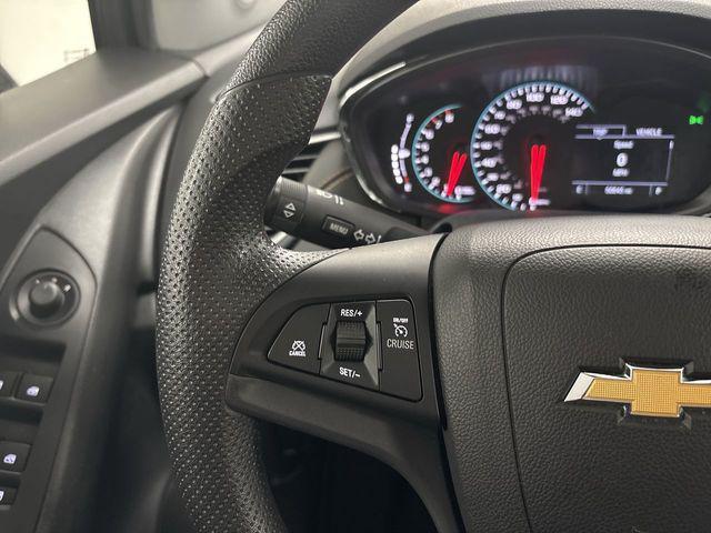 Photo of 2021 Midnight Blue Metallic Chevrolet Trax