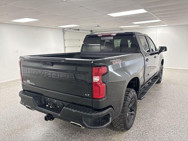 Photo of 2021 Black Chevrolet Silverado 1500