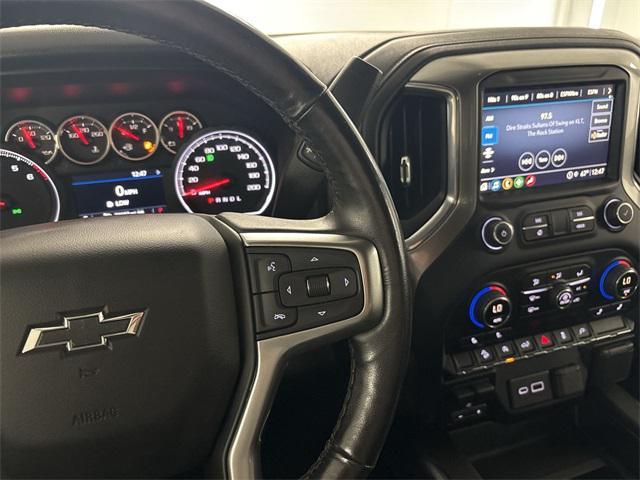 Photo of 2021 Black Chevrolet Silverado 1500