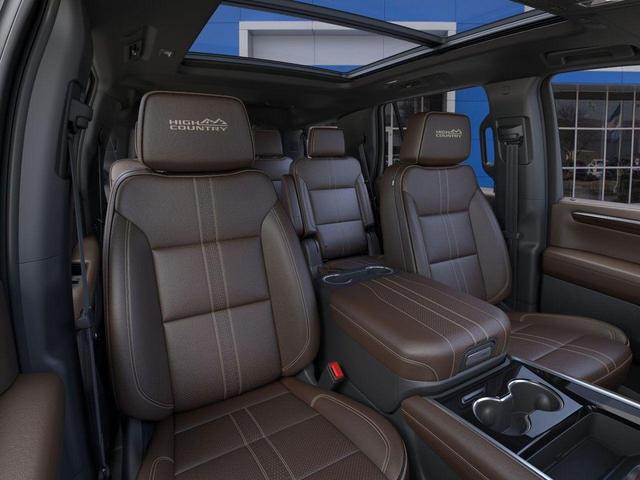 Photo of 2025 Iridescent Pearl Tricoat Chevrolet Tahoe