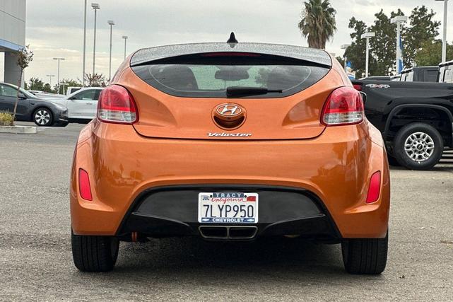 Photo of 2015 Ironman Silver Metallic Hyundai Veloster