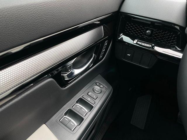 Photo of 2026 Crystal Black Pearl Honda CR-V