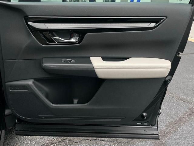 Photo of 2026 Crystal Black Pearl Honda CR-V