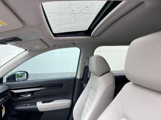 Photo of 2026 Crystal Black Pearl Honda CR-V