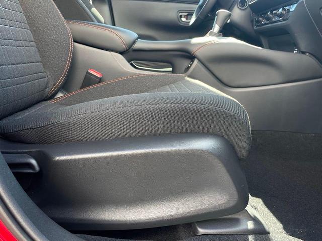 Photo of 2025 Milano Red Honda HR-V