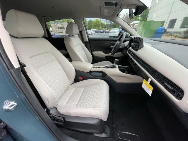 Photo of 2026 Nordic Forest Pearl Honda HR-V