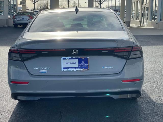 Photo of 2025 Urban Gray Pearl Honda Accord Hybrid