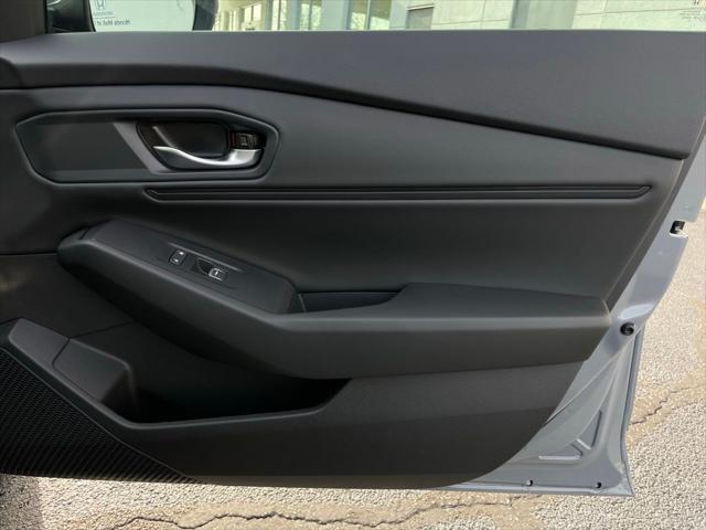 Photo of 2025 Urban Gray Pearl Honda Accord Hybrid