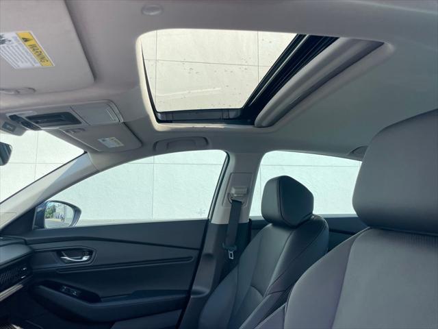 Photo of 2025 Canyon River Blue Metallic Honda Accord Hybrid