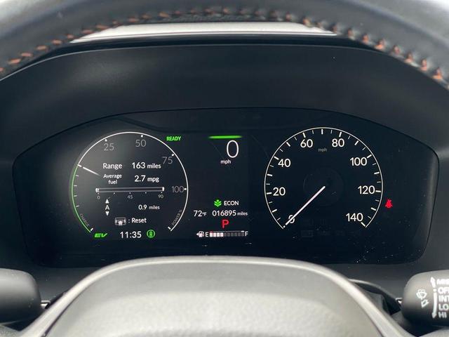 Photo of 2024 Silver Metallic Honda CR-V Hybrid