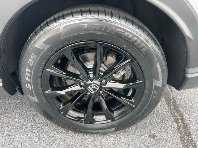 Photo of 2024 Silver Metallic Honda CR-V Hybrid