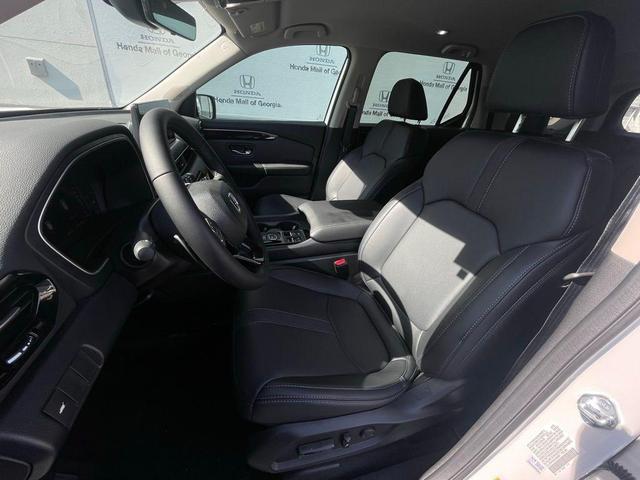 Photo of 2026 Platinum White Pearl Honda Passport